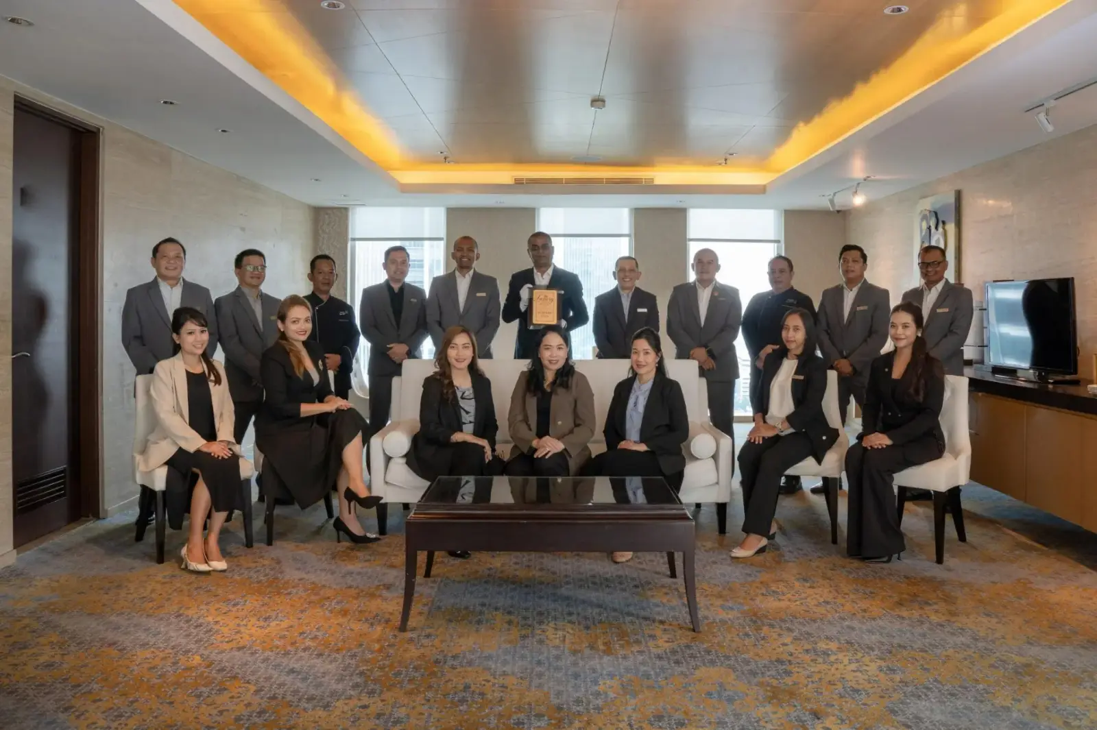 JS Luwansa Hotel Jakarta wins Best Luxury Conference Hotel award